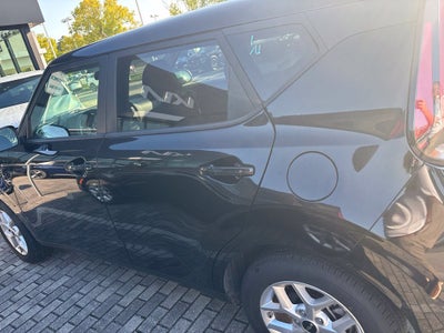 2025 Kia Soul LX Technology Package