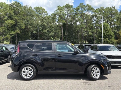 2025 Kia Soul LX Technology Package