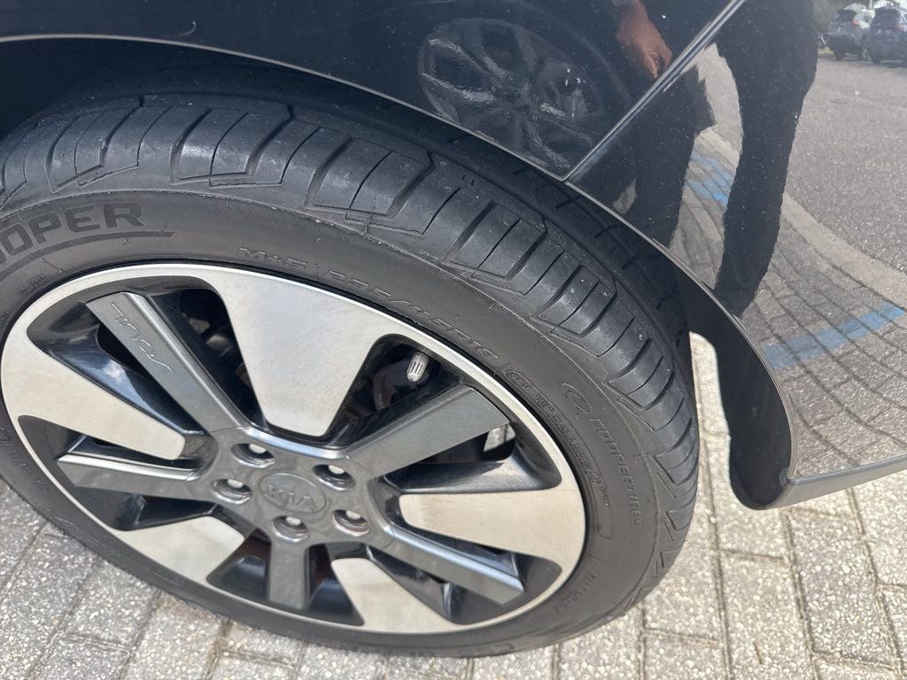 2016 Kia Soul Exclaim Premium Package