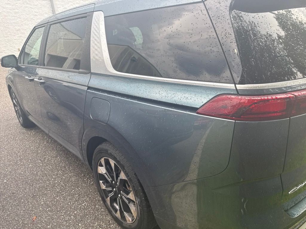 2022 Kia Carnival EX