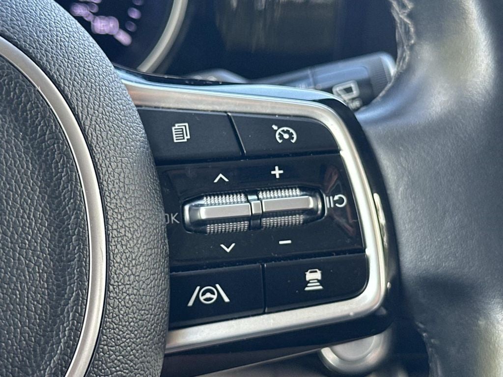 2022 Kia Carnival EX