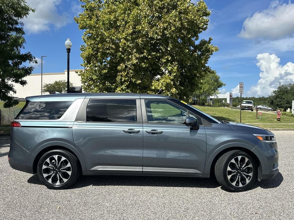 2022 Kia Carnival EX