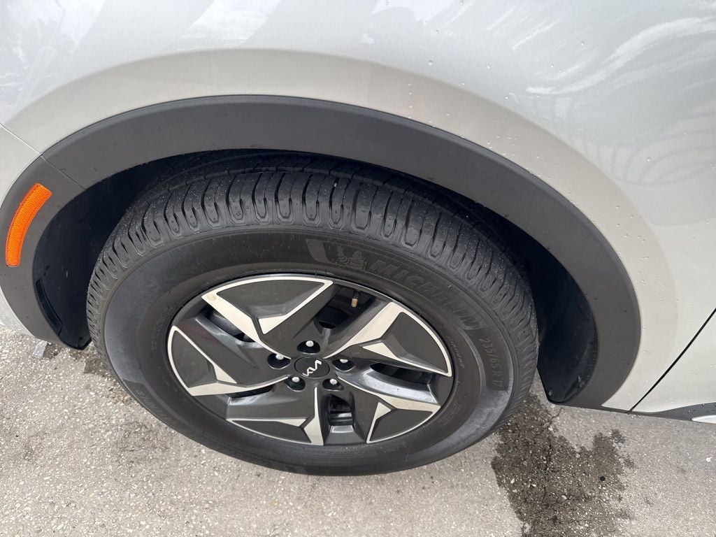 2022 Kia Sorento Hybrid S
