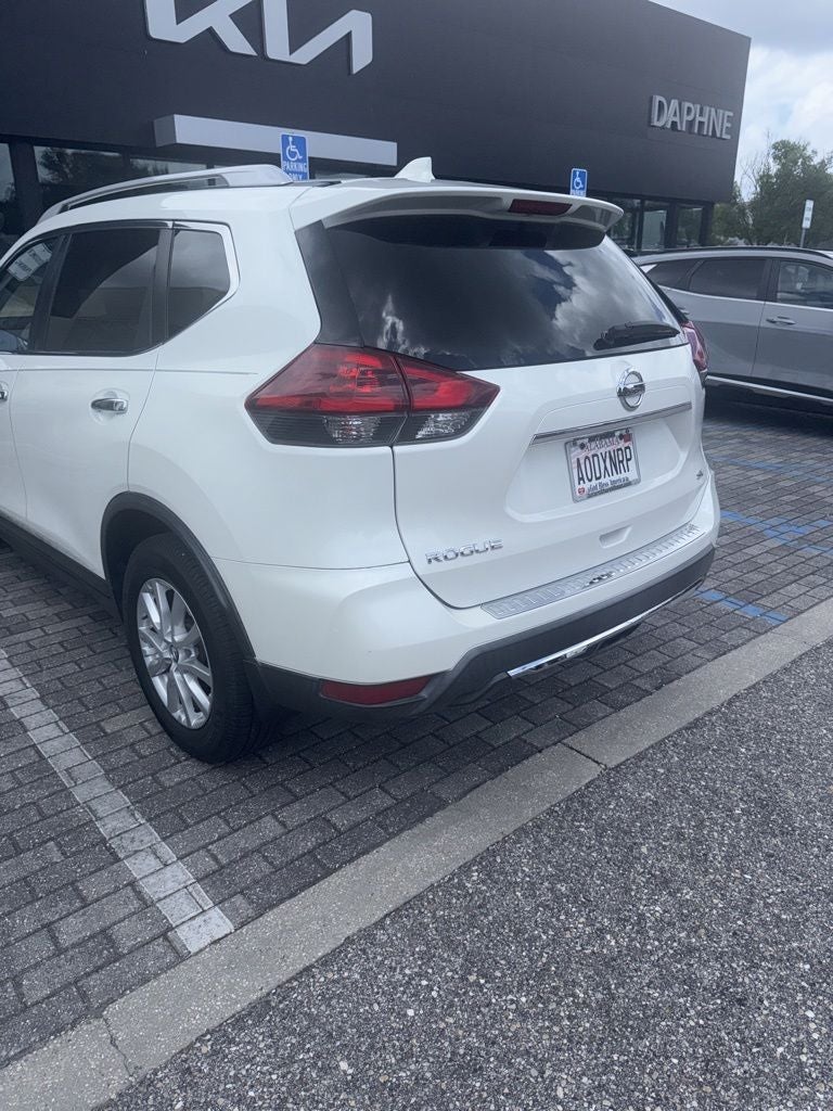 2018 Nissan Rogue SV