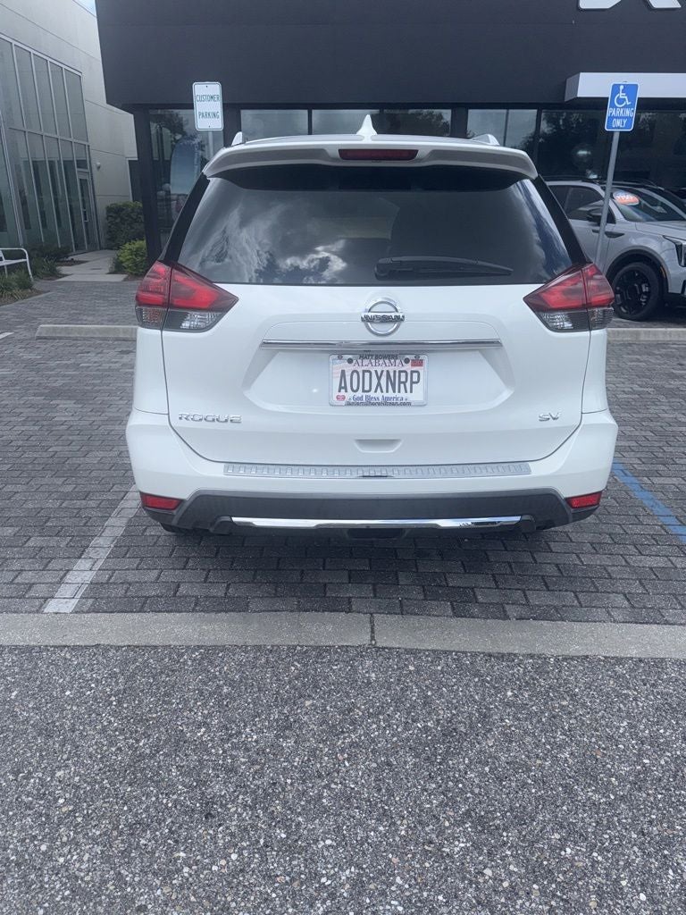 2018 Nissan Rogue SV