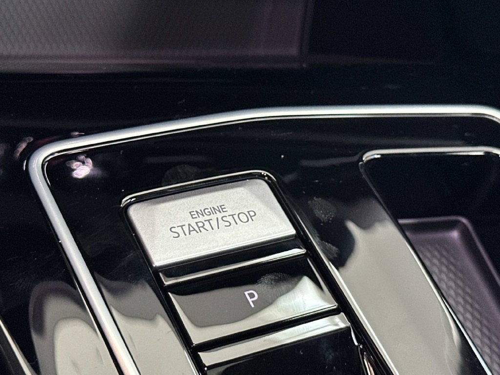 2026 Volkswagen Golf R Base