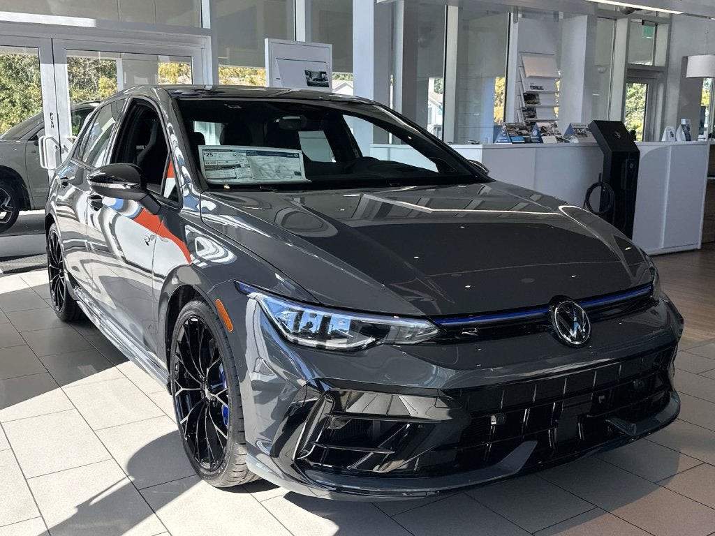 2026 Volkswagen Golf R Base