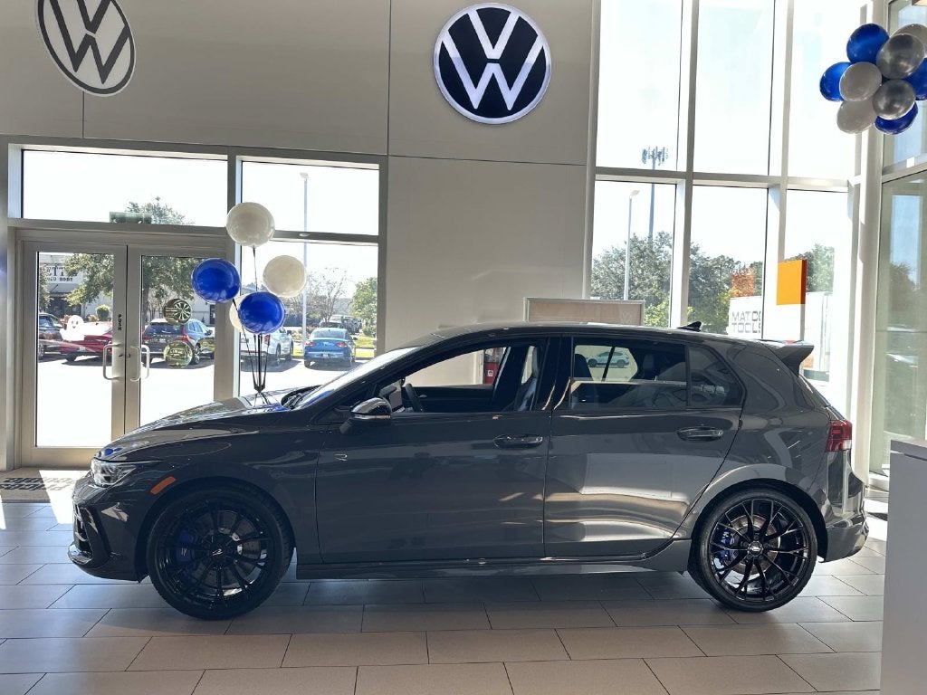 2026 Volkswagen Golf R Base