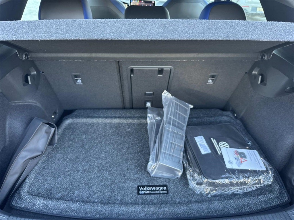 2026 Volkswagen Golf R 2.0T