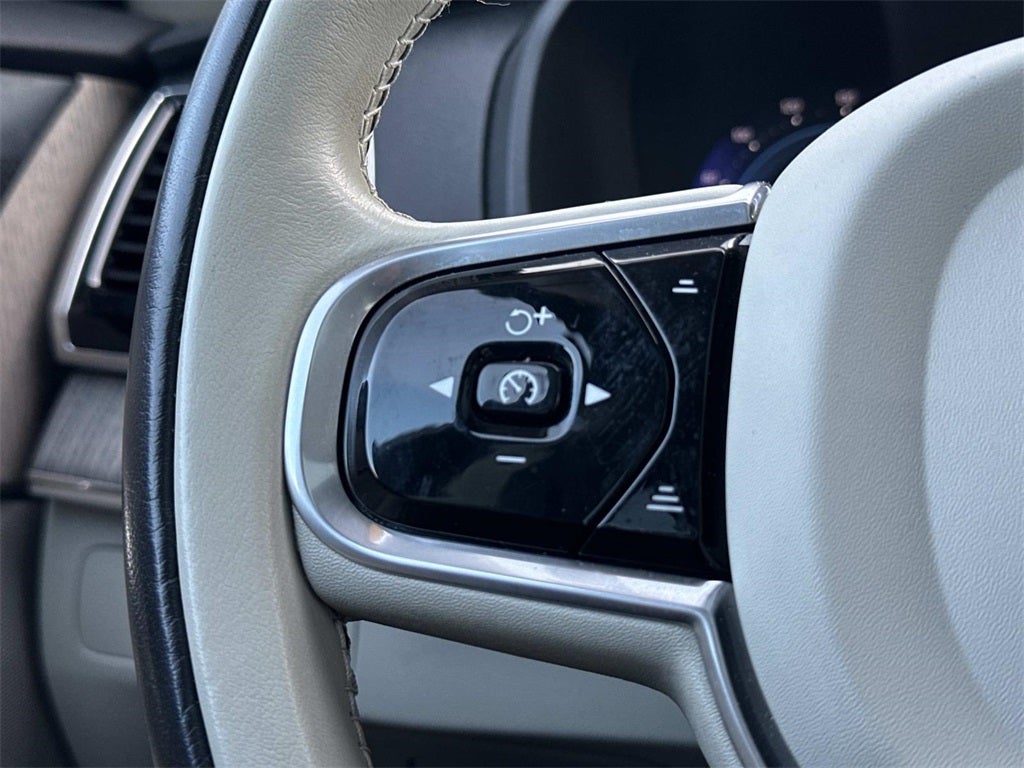 2023 Volvo XC90 B6 Plus 7-Seater