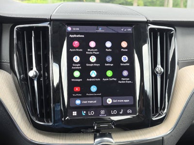 2022 Volvo XC60 B6 Inscription