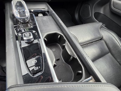 2022 Volvo XC60 B6 Inscription