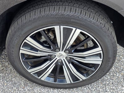 2022 Volvo XC60 B6 Inscription