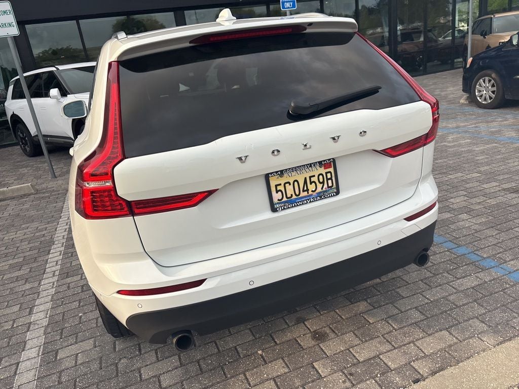 2018 Volvo XC60 T5 Momentum