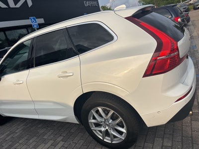 2018 Volvo XC60 T5 Momentum