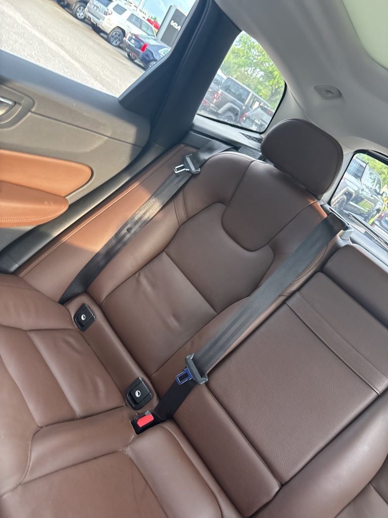 2018 Volvo XC60 T5 Momentum
