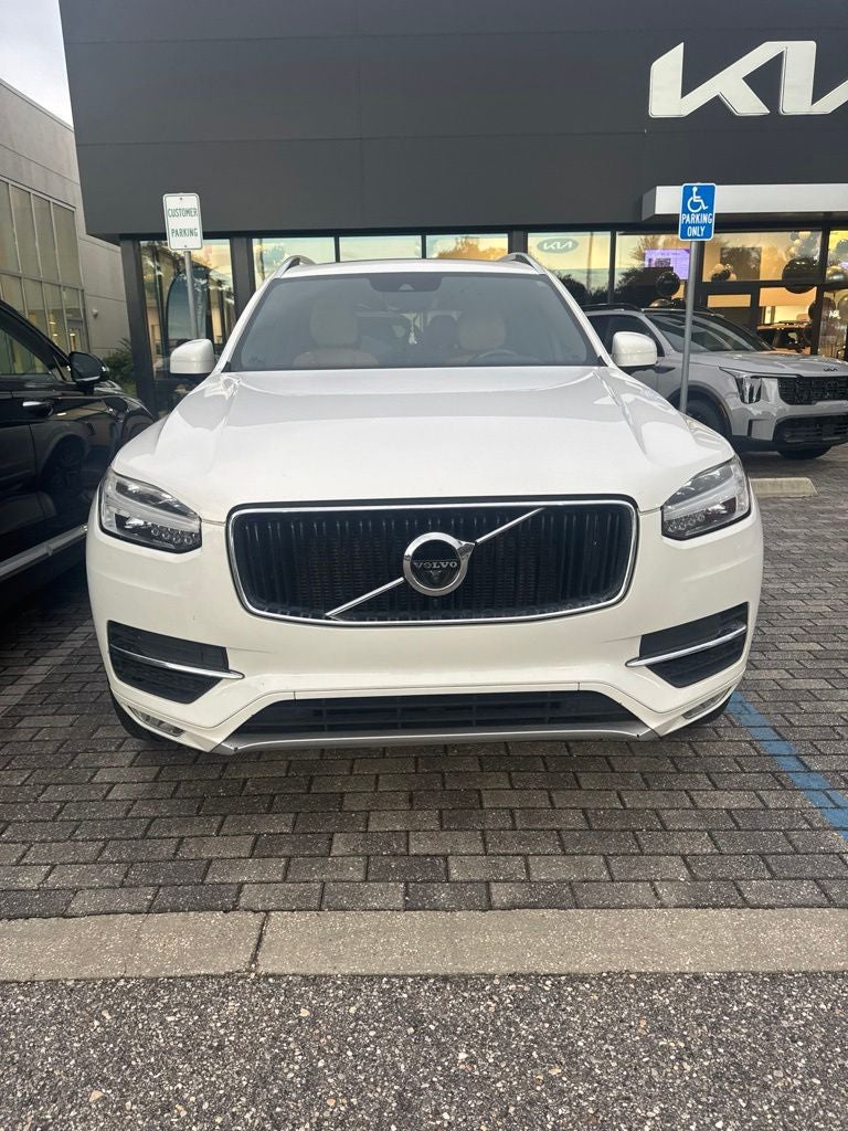 2018 Volvo XC90 T6 Momentum