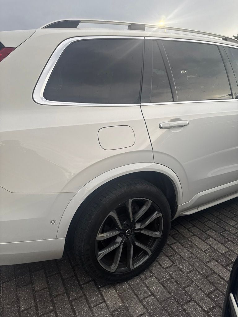 2018 Volvo XC90 T6 Momentum