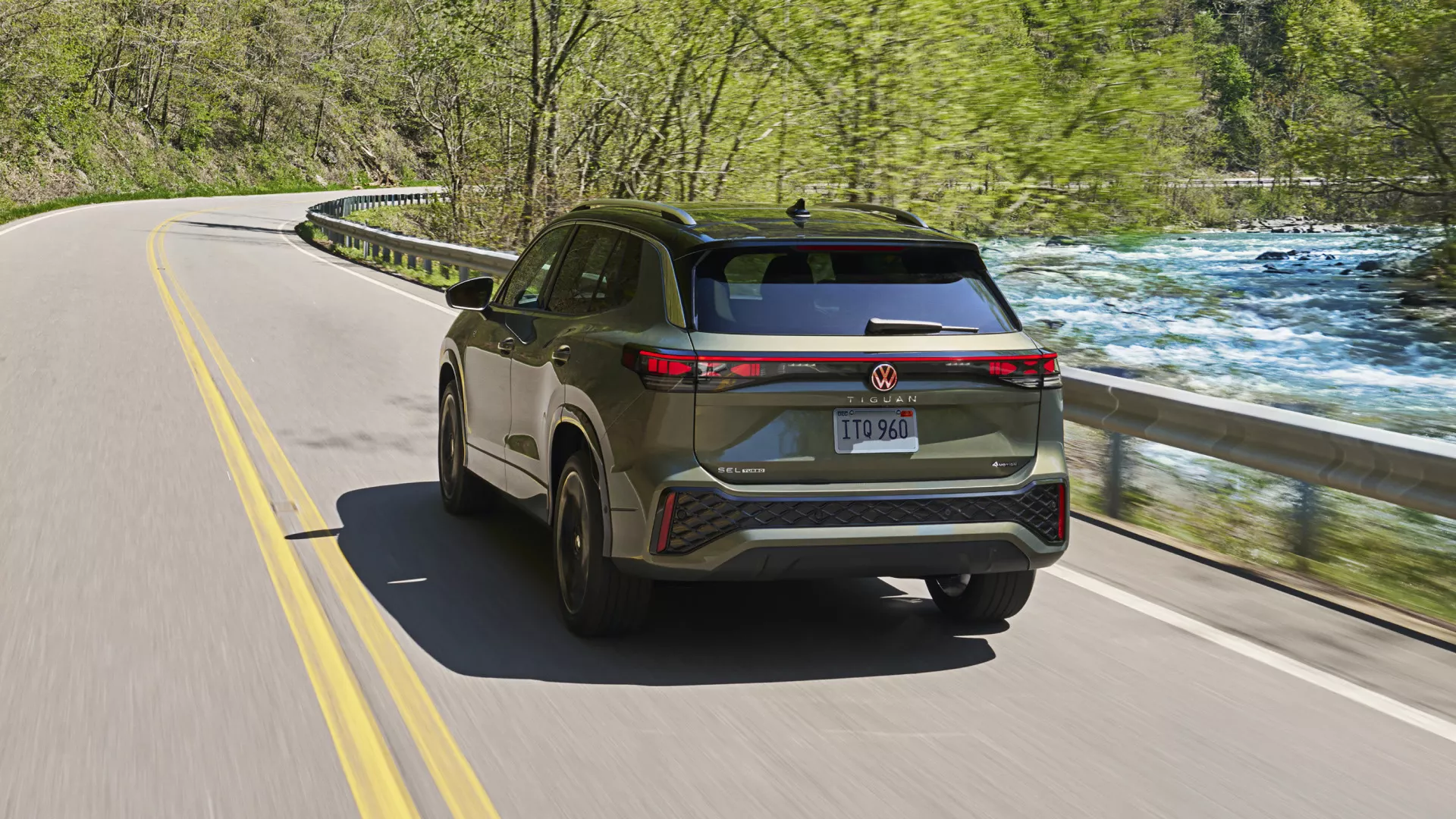 2026 Volkswagen Tiguan rear exterior view